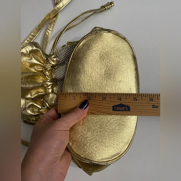 Vintages Whiting and Davis International Bucket Drawstring evening Gold bag - Picture 7 of 16